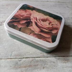 Boîte de Rangement Rénovée – Édition Romantique - Réf D250006