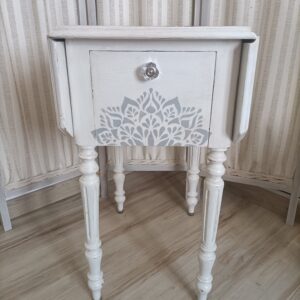 Table d'appoint  Atypique Shabby Chic et Romantique - Réf M250011